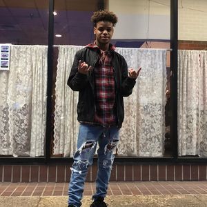 Meet your Posher, Deontae